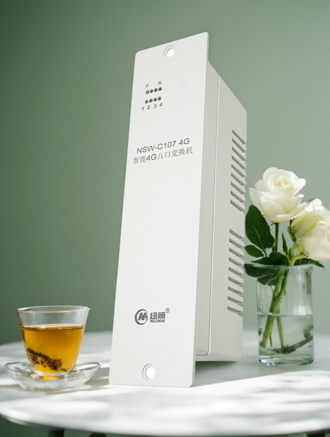 双网智能八口网络交换机，8网口安防运维模块、故障诊断告警交换机