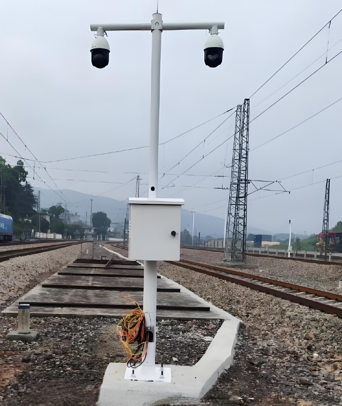 铁路监控、 边缘计算终端、边缘盒子、边缘智能终端、4路视频分析盒 铁路监控、 边缘计算终端、边缘盒子、边缘智能终端、4路视频分析盒